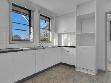 House For Sale - NSW - Harden - 2587 - Low Maintenance Home in a Great Location  (Image 2)