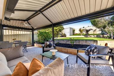 Duplex/Semi-detached For Sale - WA - Hillarys - 6025 - SIMPLY STUNNING!  (Image 2)