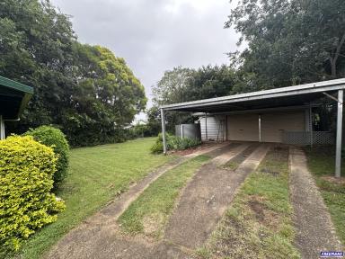 House For Lease - QLD - Kingaroy - 4610 - 3 Bedroom Home Short Walk to CBD & Schools  (Image 2)
