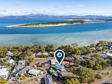 House For Sale - TAS - Dodges Ferry - 7173 - Space, Comfort and a Relaxed Coastal Lifestyle  (Image 2)