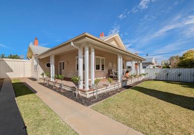 House For Sale - VIC - Swan Hill - 3585 - Timeless Character in a Prime Central Location  (Image 2)