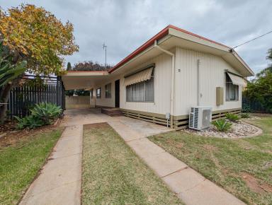 House For Sale - VIC - Swan Hill - 3585 - Comfortable Family Living in a Convenient Swan Hill Location  (Image 2)