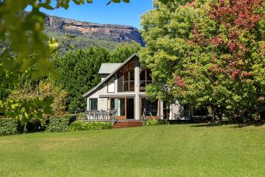 House Auction - NSW - Kangaroo Valley - 2577 - Cloud 9 Chalet - In Beautiful Upper Kangaroo River  (Image 2)