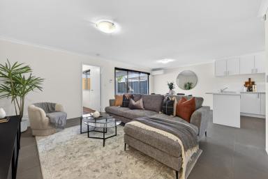 House For Sale - WA - Mandurah - 6210 - Cottage Charm Meets Modern Freedom. (Image 2)