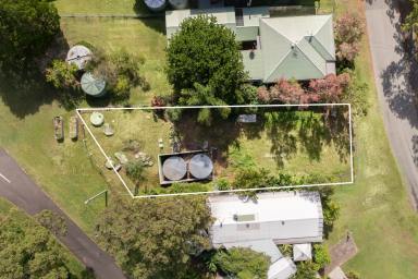 Residential Block For Sale - QLD - Boreen Point - 4565 - Rare Waterfront Opportunity in Boreen Point  (Image 2)