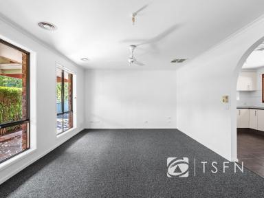 House For Sale - VIC - North Bendigo - 3550 - 3 bedrooms home with fresh updates on 1005m2. (Image 2)
