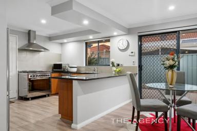 House For Sale - WA - Southern River - 6110 - Modern Family Retreat with Poolside Entertaining  (Image 2)