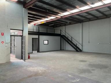 Industrial/Warehouse For Lease - VIC - Thomastown - 3074 - THOMASTOWN FACTORY / WAREHOUSE - STAND ALONE - PRIME LOCATION (Image 2)