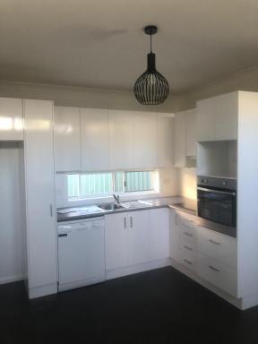 Villa For Lease - NSW - Wollongong - 2500 - 3 Bedroom Villa like home!  (Image 2)
