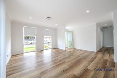 House For Lease - NSW - Dubbo - 2830 - Stylish Brand New Home Close to CBD (Image 2)