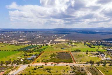 Lifestyle For Sale - WA - Jurien Bay - 6516 - Jurien Bay Lifestyle (Image 2)