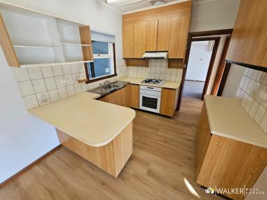 House For Sale - VIC - Kyabram - 3620 - "Better Than a Unit!" (Image 2)