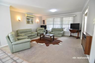 House For Sale - NSW - Inverell - 2360 - BIG ON SPACE & LIFESTYLE (Image 2)