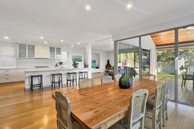 House For Sale - WA - Cottesloe - 6011 - Contemporary Coastal Living  (Image 2)