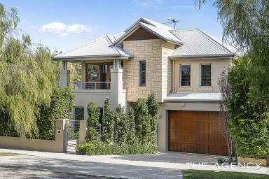 House For Sale - WA - Cottesloe - 6011 - Contemporary Coastal Living (Image 2)