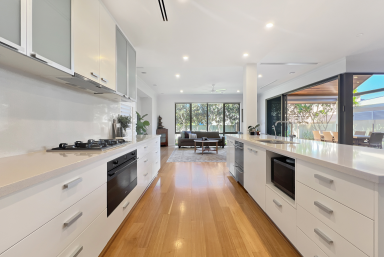 House For Sale - WA - Cottesloe - 6011 - Contemporary Coastal Living  (Image 2)