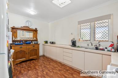 House For Sale - WA - Armadale - 6112 - ZONED R25/60 - 3 X 1 CHARACTER HOME ON 786SQM (Image 2)