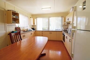 House For Sale - QLD - Monto - 4630 - Large Family Home on Corner Allotment  (Image 2)