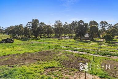 Residential Block For Sale - VIC - East Bendigo - 3550 - Big Block, Private Position, Outstanding Scope  (Image 2)