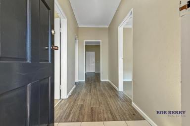 House For Lease - NSW - Dubbo - 2830 - Modernised Home in Prime Location  (Image 2)