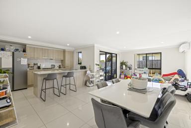 House For Sale - QLD - Wyreema - 4352 - Modern Family Living in a Peaceful Country Setting  (Image 2)