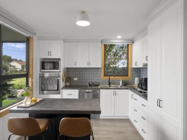 House For Sale - VIC - Seymour - 3660 - A RARE FIND  (Image 2)