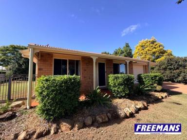 House For Sale - QLD - Kingaroy - 4610 - Corner 910m2 allotment with dual street access  (Image 2)