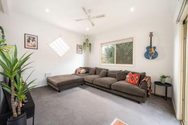 House For Sale - NSW - Waratah - 2298 - Positioned in a location where everyday convenience truly shines  (Image 2)