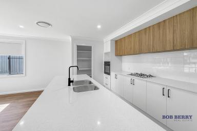 House Leased - NSW - Dubbo - 2830 - Brand New Family Sized Home in Joira Estate (Image 2)