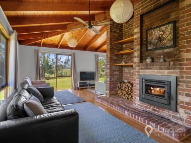 House For Sale - VIC - Sandy Point - 3959 - CHARMING HOLIDAY HOME WITH RURAL OUTLOOK.  (Image 2)