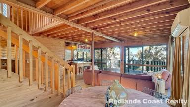 House For Sale - QLD - Lamb Island - 4184 - Waterfront Living with Character, Warmth & Stunning Sunrises (Option to Buy Furnished) (Image 2)