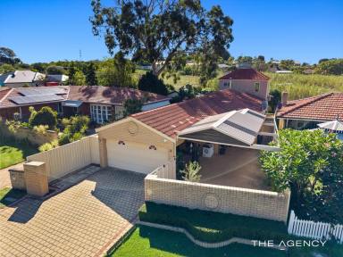 House For Sale - WA - Hamilton Hill - 6163 - Parkside Living with Light-Filled Appeal  (Image 2)