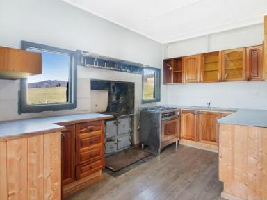 Acreage/Semi-rural For Sale - VIC - Brookville - 3896 - RUSTIC FARMHOUSE WITH CREEK & COUNTRY VIEWS  (Image 2)