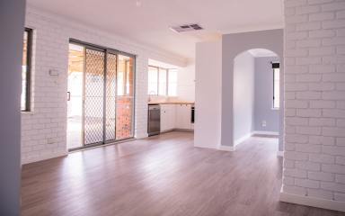 House For Lease - WA - West Busselton - 6280 - Great location! (Image 2)