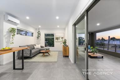 Apartment For Sale - WA - Westminster - 6061 - SIMPLY STUNNING TOP FLOOR APARTMENT LIVING!  (Image 2)
