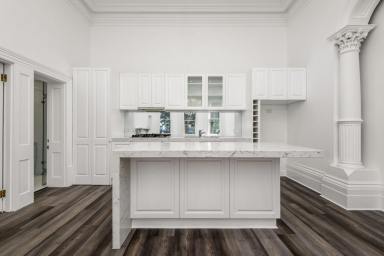 House Leased - VIC - St Kilda - 3182 - The Perfect Stylish St Kilda Residence  (Image 2)