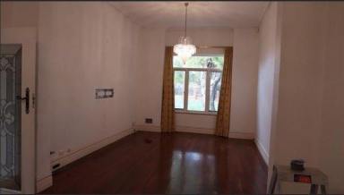House For Lease - WA - Mount Lawley - 6050 - 3 BEDROOM HOME IN THE HEART OF MT LAWLEY  (Image 2)