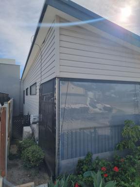 Unit For Sale - WA - Dawesville - 6211 - Park Home /Caravan Park Dawesville (Image 2)