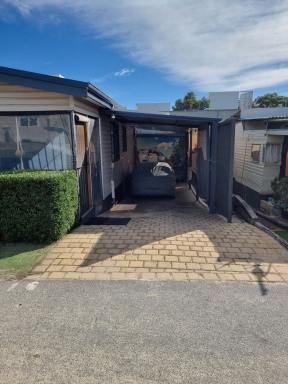Unit For Sale - WA - Dawesville - 6211 - Park Home /Caravan Park Dawesville (Image 2)