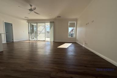 House Leased - NSW - Dubbo - 2830 - Perfectly Appointed Three bedroom home in South Dubbo  (Image 2)