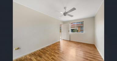 Unit For Lease - QLD - South Toowoomba - 4350 - Well Presented Lowset Unit in Perfectly Positioned Location  (Image 2)