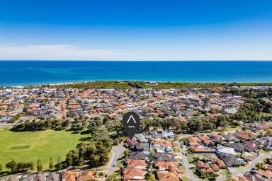 House For Sale - WA - Hillarys - 6025 - Laid-Back Luxury Wrapped in Nature!  (Image 2)