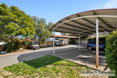 House For Sale - WA - Orelia - 6167 - STYLISH LOW MAINTENANCE LIVING IN A SECURE COMPLEX  (Image 2)