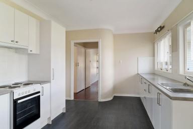House Leased - QLD - Cambooya - 4358 - 3 BEDROOM CHARACTER HOME IN CAMBOOYA  (Image 2)