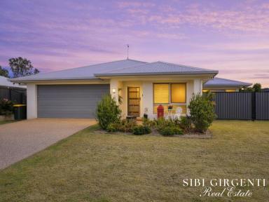 House For Sale - QLD - Tolga - 4882 - AN IMMACULATE HOME THAT DELIVERS ON SPACE, PRIVACY AND CONVENIENCE (Image 2)