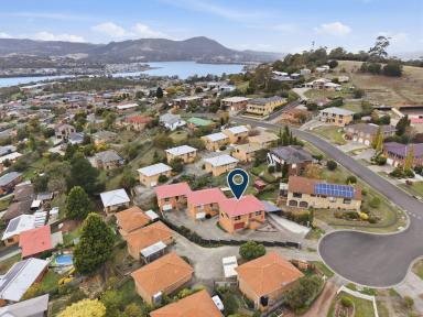 House For Sale - TAS - Austins Ferry - 7011 - Peaceful Villa Living with River Derwent Views  (Image 2)