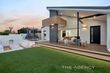 House For Sale - WA - Padbury - 6025 - Contemporary Coastal Living Moments From the Ocean (Image 2)