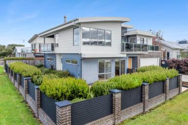 House For Sale - VIC - Apollo Bay - 3233 - ELEVATE YOUR LIFESTYLE - PANORAMIC OCEAN & OTWAY VIEWS  (Image 2)