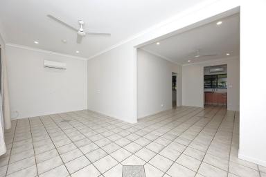 House For Lease - QLD - Bungalow - 4870 - Comfortable 2-Bedroom Home on Large Fenced Block (Image 2)