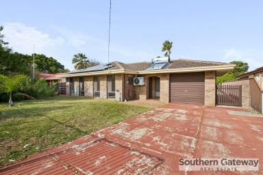 House For Sale - WA - Cooloongup - 6168 - AFFORDABLE BRICK & TILE FAMILY HOME  (Image 2)